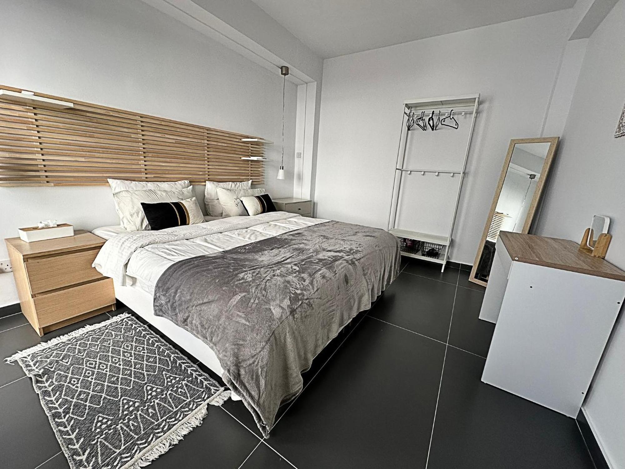 Home Away One Bedroom Apartment In Nikósie Exteriér fotografie