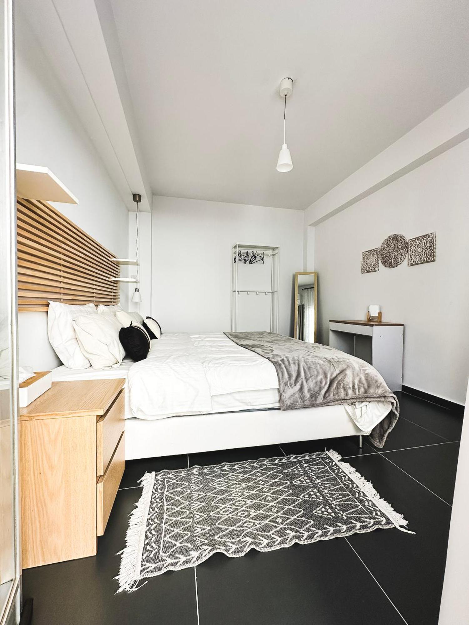 Home Away One Bedroom Apartment In Nikósie Exteriér fotografie
