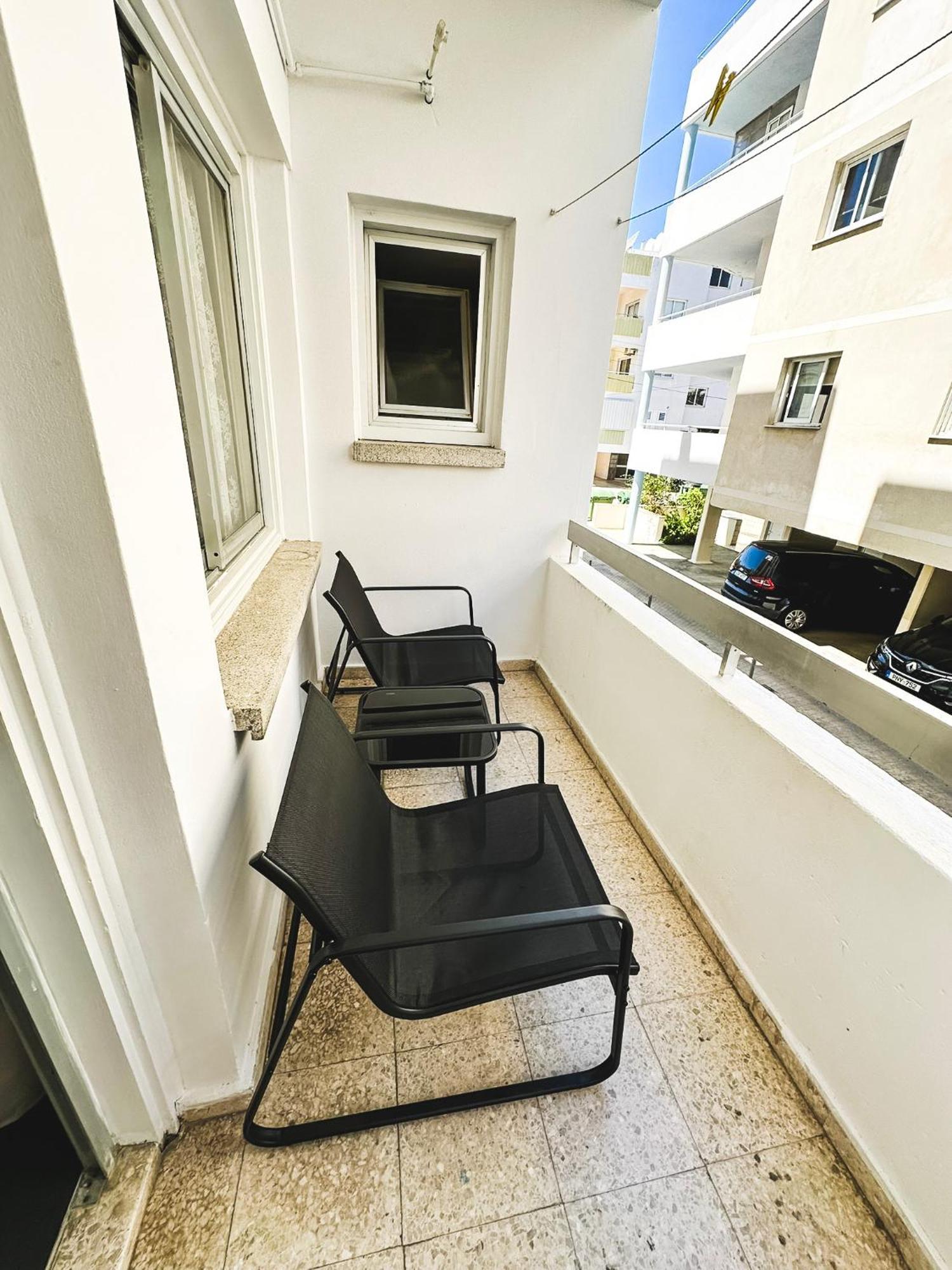 Home Away One Bedroom Apartment In Nikósie Exteriér fotografie